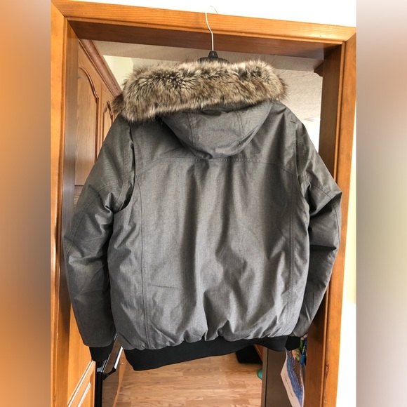 Eddie Bauer Men's Superior Down Parka, grey size large (L) - Picture 8 of 16